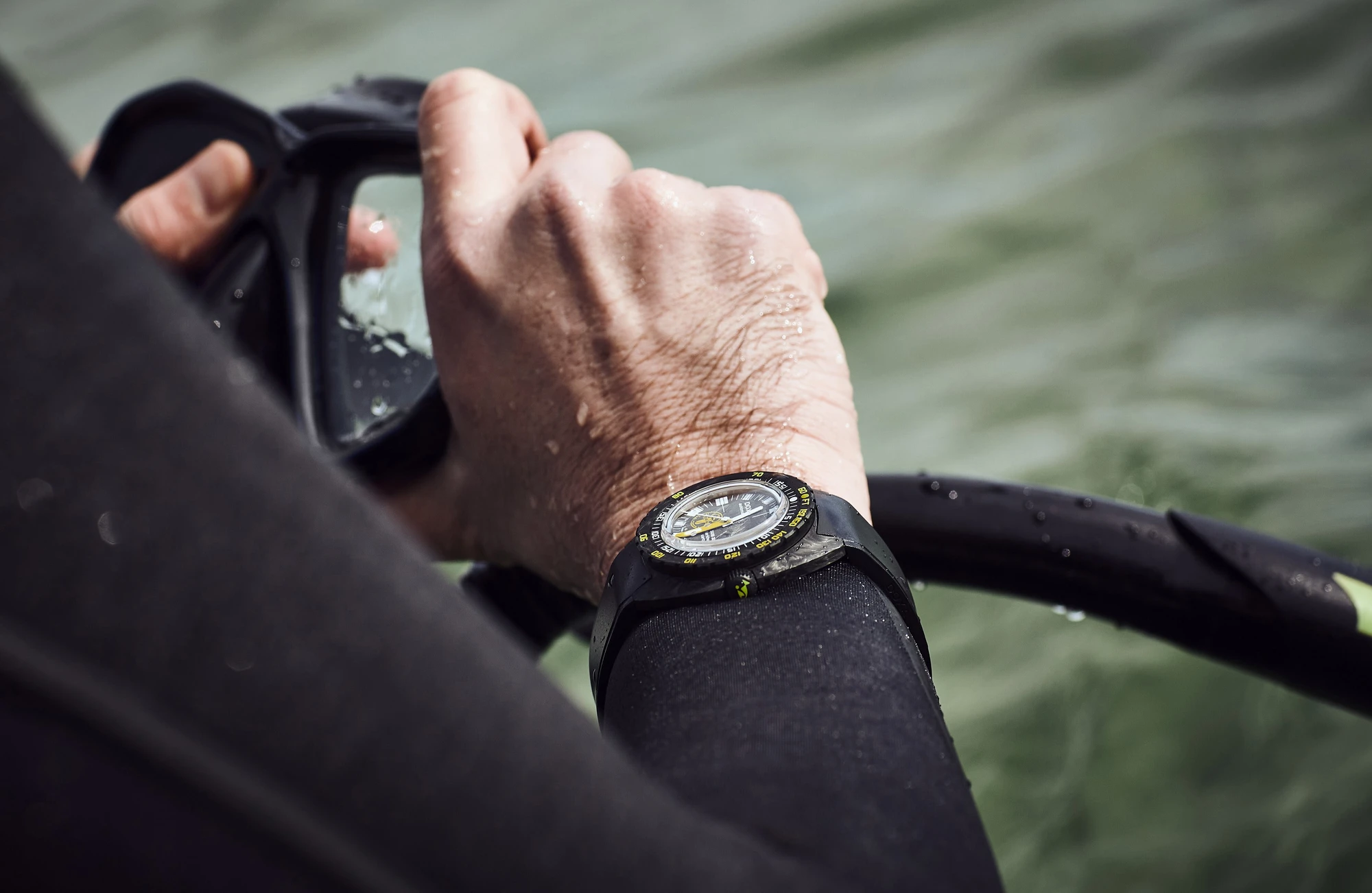 DOXA SUB 300 Carbon Aqua Lung US Divers Edition Sharkhunter Diver COSC Chronometer 822.70.101AQL.20, zdjęcie 6 z 8