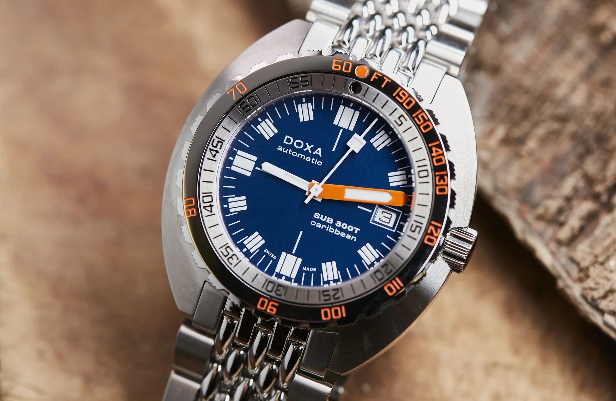 DOXA SUB 300T Caribbean Diver 840.10.201.10, zdjęcie 4 z 5