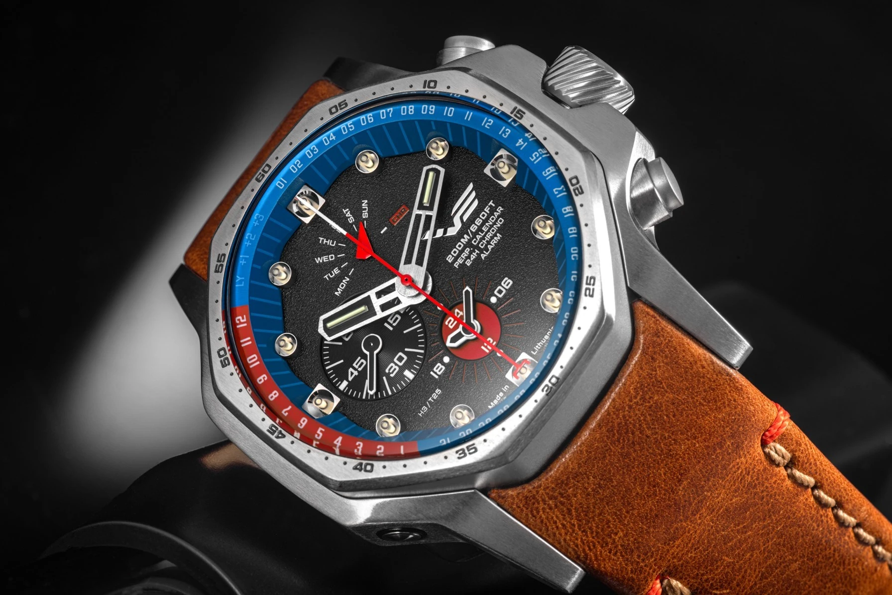 Vostok Europe Atomic Age Oppenheimer Line Multifunction YM86-640A696, zdjęcie 3 z 6