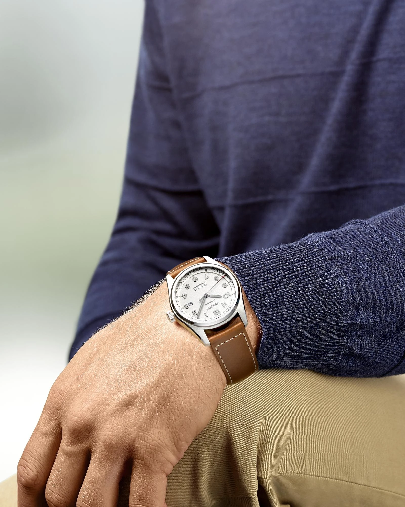 Longines Spirit L3.811.4.73.2, zdjęcie 2 z 9