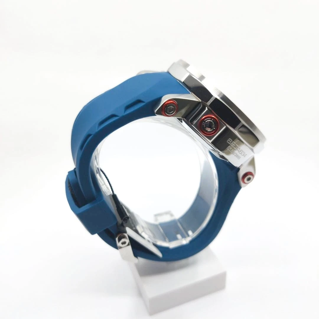 Vostok Europe Lunokhod-2 Automatic NH35A-620A634, zdjęcie 5 z 9