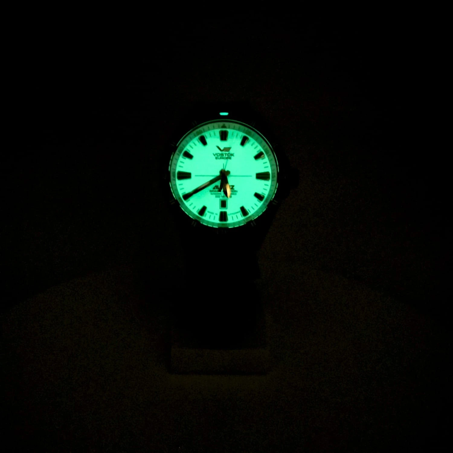 Vostok Europe Almaz Space Station Automatic NH35A-320C680, zdjęcie 8 z 9